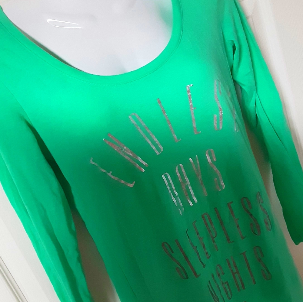 Victoria's Secret Graphic Sleepshirt Size XS NWOT - Picture 5 of 15